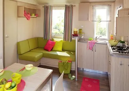 Camping Les Vertes Feuilles *