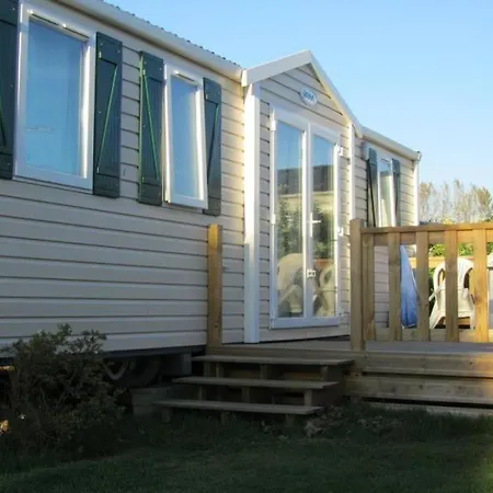 Les Vertes Feuilles Campsite Quend